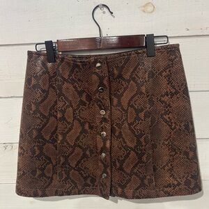 ASTR Tan and Brown Snake Print Skirt in size small